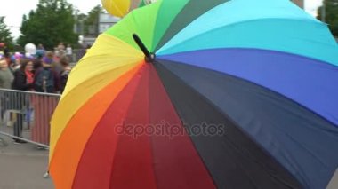 Gökkuşağı şemsiye.