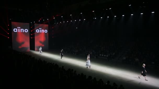 Fashion Show finska varumärke Aino — Stockvideo