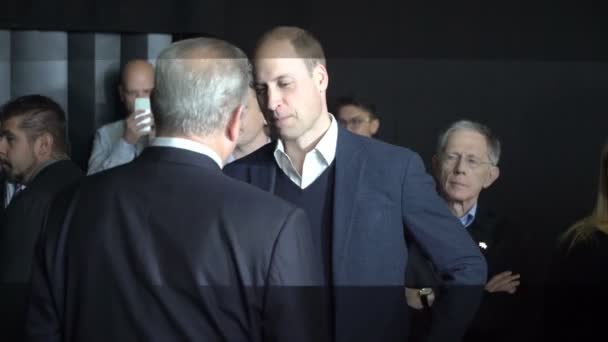 Wilhelm, książę Cambridge, spotyka się z Al Gore wice prezydent Stanów Zjednoczonych — Wideo stockowe