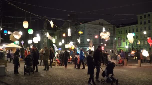 Lantern park - Des centaines de lanternes uniques lors du Festival public de la Lumière LUX Helsinki — Video