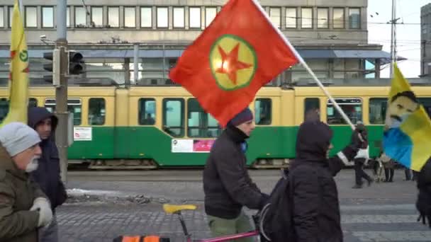 Курды протестуют против турецкой агрессии — стоковое видео