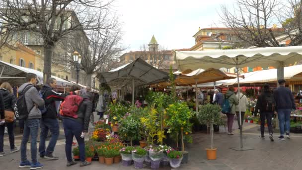 A híres szabadtéri piaca szintén a régi város, Nizza, Franciaország — Stock videók