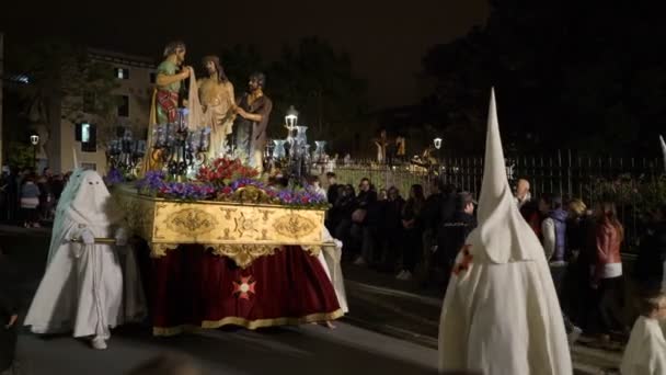 Katolické velikonoční týden průvod ve Španělsku — Stock video