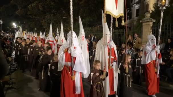 Katolicki Tydzień Wielkanocny Parada w Hiszpanii — Wideo stockowe