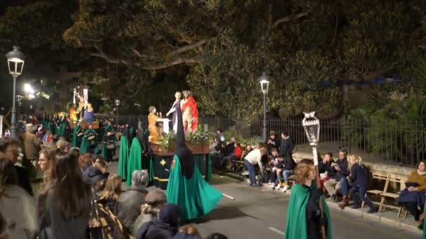 Semana Santa Católica Desfile en España — Vídeo de stock