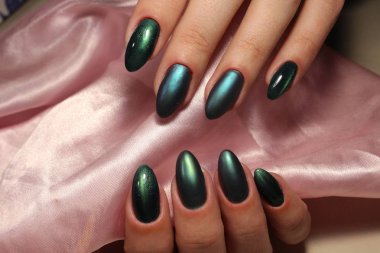 Deniz yeşil Parlatıcı manikür