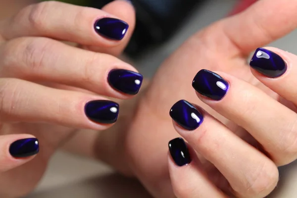 Manikür jel kedi cila göz ile