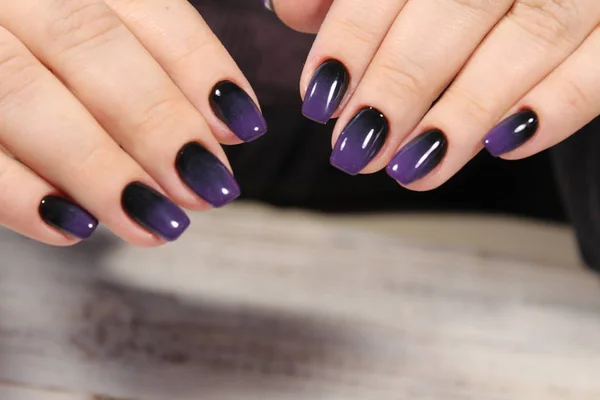 Manicured nails Nail Polish art design. — Stock Photo, Image