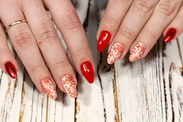 Hermoso diseño manicura — Foto de Stock