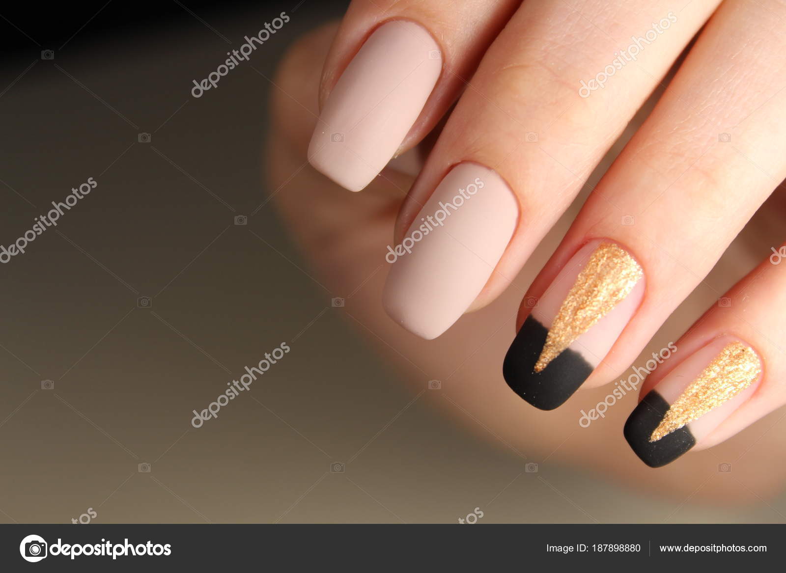 Perfect Manicure And Natural Nails Attractive Modern Nail Art Design Stock  Photo - Download Image Now - iStock