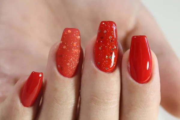 Hermosas uñas rojas — Foto de Stock