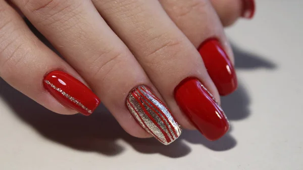 Nail Design röda färger — Stockfoto