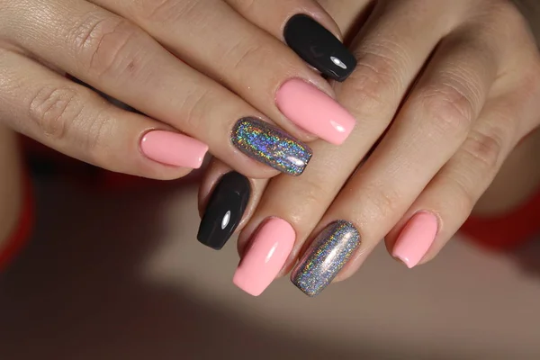 Heldere, kleurrijke design van manicure — Stockfoto