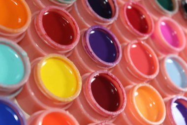 Birçok güzel vernikler