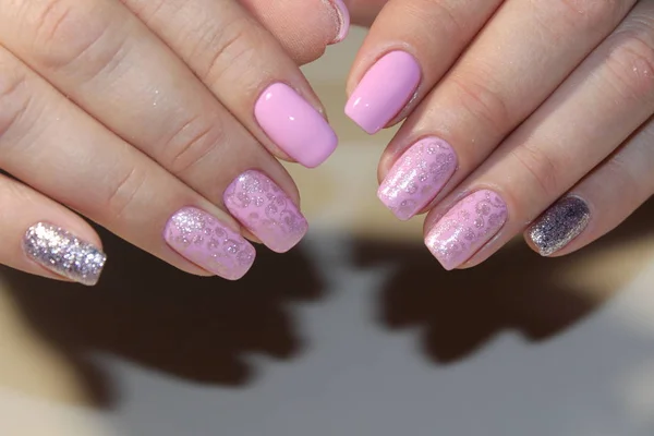 Manicured nails with pink nail polish. — Stock Photo, Image