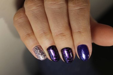 Güzel tırnak sanatı manikür