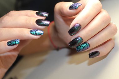 Güzel tırnak sanatı manikür