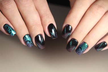 Mor gomalak manikür bitmiş