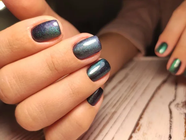 Manikyrerade naglar Nail Polish konstdesign. Bästa — Stockfoto