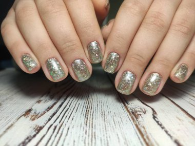 Güzel kadının güzel Noel manikür çivi