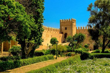 Rabat, Fas 'taki Udayas antik kalesinin Kasbah' ındaki Endülüs Bahçeleri manzarası.