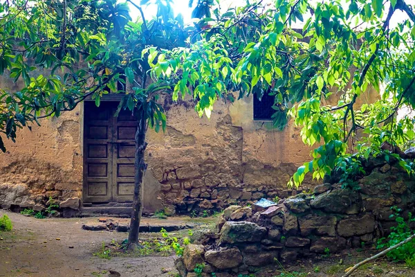 Sala Colony and the Islamic complex Chellah, storo traditional dwelling. Chellah es la necrópolis de Rabat . — Foto de Stock