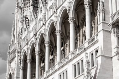 Macar parlamentosunun hava görüntüsü. Budapeşte 'deki Macar Parlamentosu binasının manzarası.