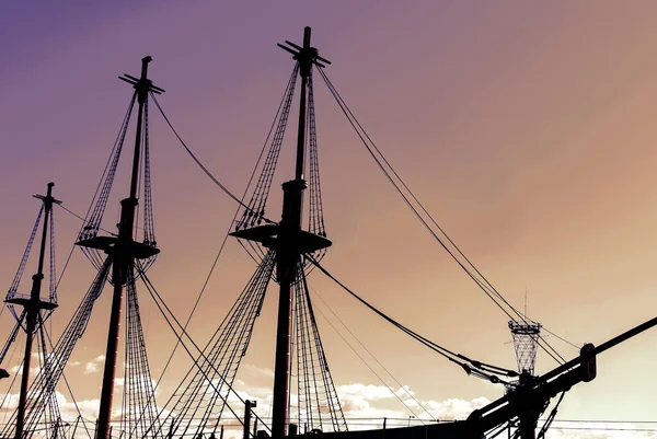 Silhouette Old Ancient Wooden Ship Masts Sunset Background — Stock Photo, Image