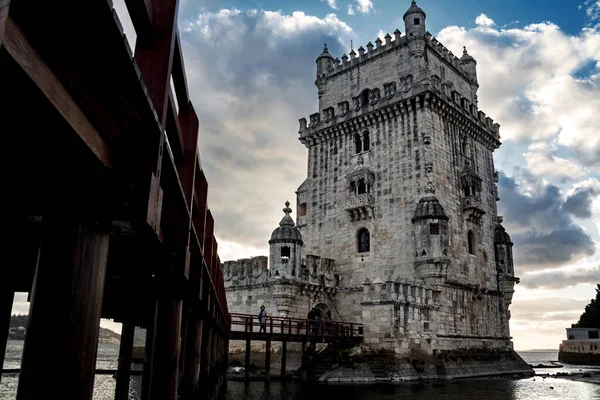 Torre Belem Lizbon Portekiz Manueline Mimarisini Açık Mavi Gökyüzüyle Sergiliyor — Stok fotoğraf