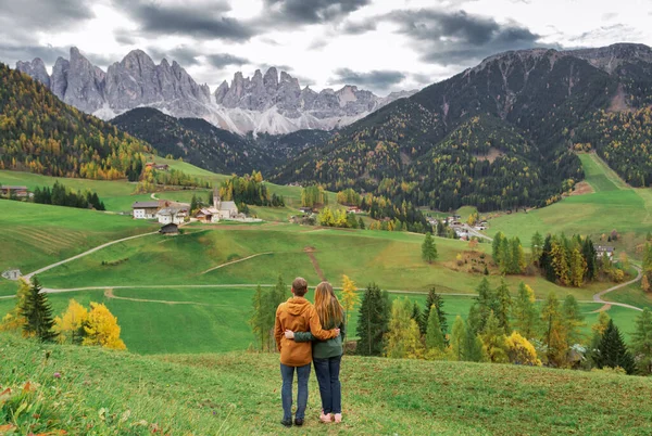 Dünyanın Ünlü Dağlık Yeri Santa Maddalena Köyü Arka Planda Dolomites — Stok fotoğraf