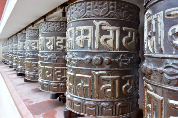 Buddhist tibetian prayer wheels in Kathmandu, Nepal — Stock Photo, Image