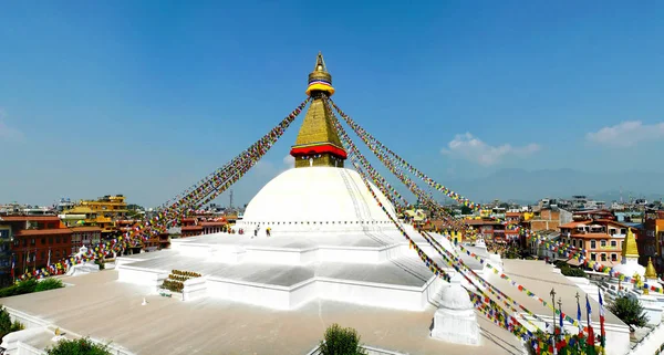 Panorámás kilátás nyílik a Boudhanath buddhista komplexum található a — Stock Fotó