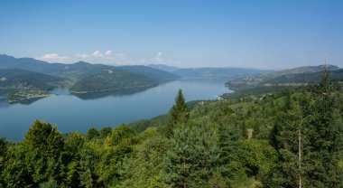 Izvorul Muntelui Gölü (Lacul Bicaz) - Romanya 'nın en büyük yapay gölü.