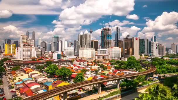 Tme vista lapse di Kuala Lumpur con Petronas Twin Towers. Risoluzione 4K — Video Stock