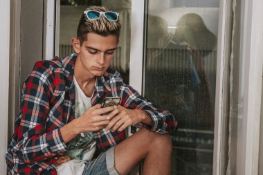 genç adam, insanlar