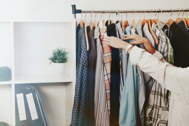 dükkan ve moda ticaret