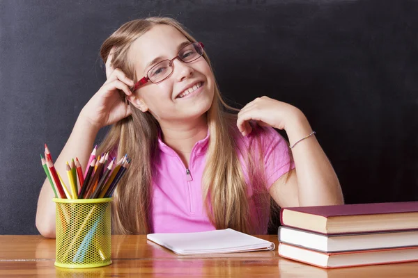 Estudando na escola — Fotografia de Stock