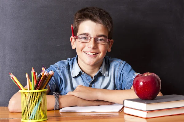 Bambino nella scuola — Foto Stock