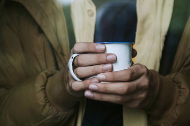 Kupası holding eller