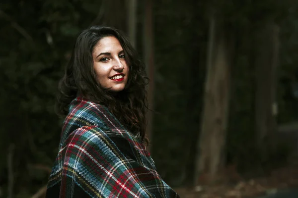 Retrato de mulher jovem — Fotografia de Stock