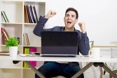 adam bilgisayar dizüstü bilgisayar, iş ile