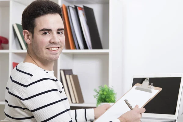 Man at home on your desktop — Stock Photo, Image