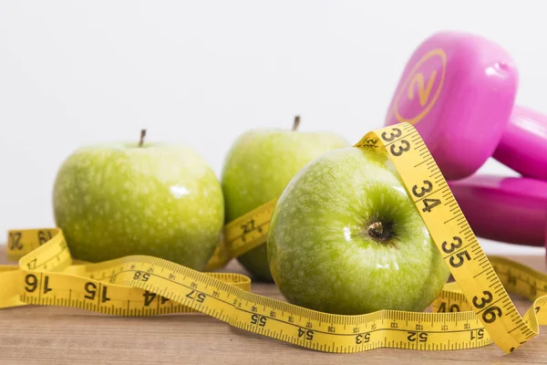 Konzept von Ernährung und gesundem Leben — Stockfoto