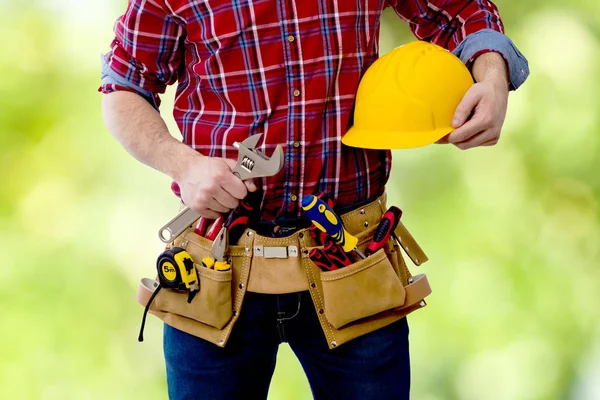 El trabajador de la construcción —  Fotos de Stock