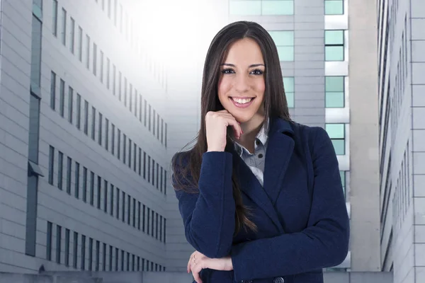 Mujer joven de negocios — Foto de Stock