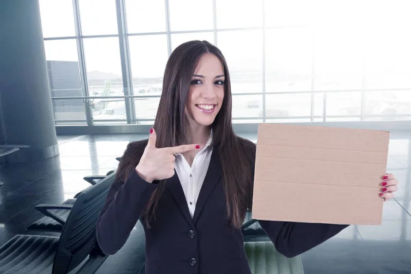 Mujer joven de negocios —  Fotos de Stock