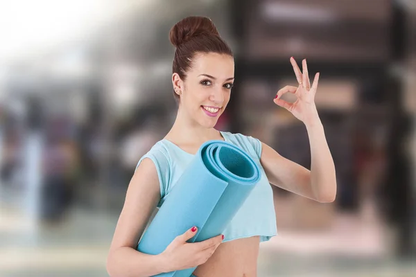 Ragazza in palestra — Foto Stock