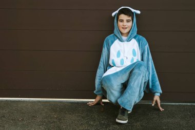 Çocuk açık oynayan