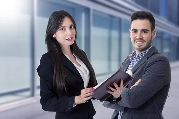 Hombre y mujer de negocios —  Fotos de Stock