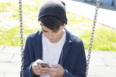 çocuk ile hareket eden 